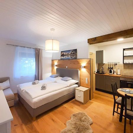 Tiny Kozma Apartment Bodensdorf Ngoại thất bức ảnh