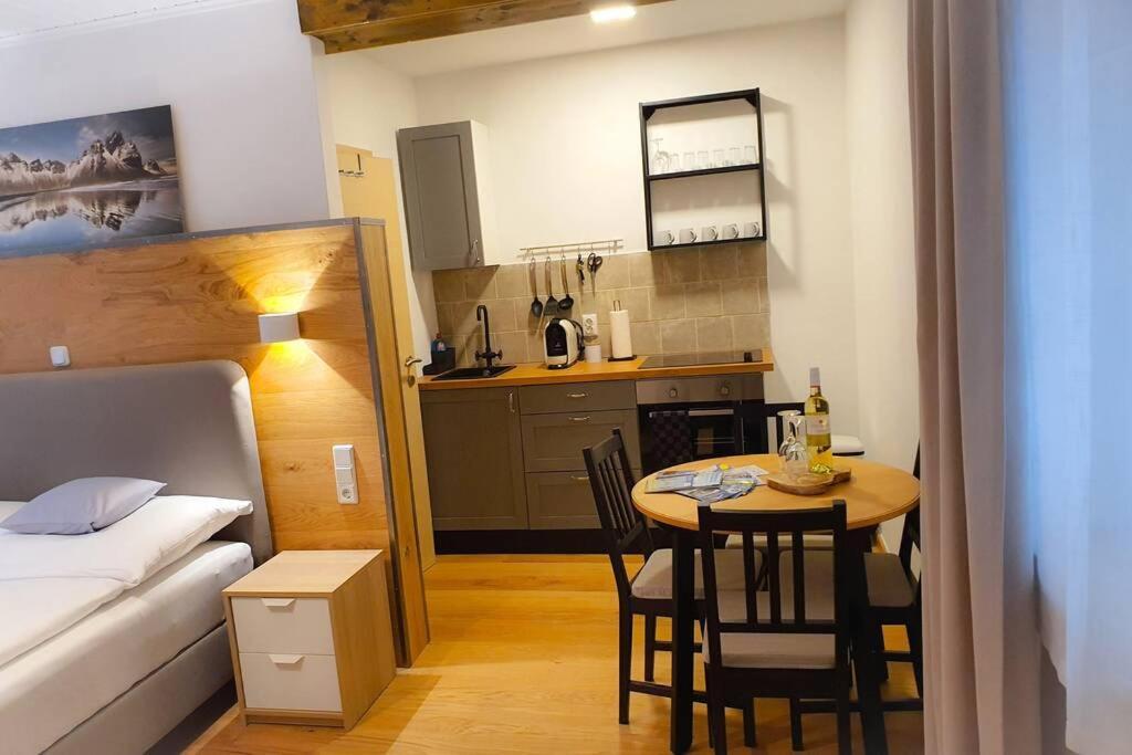 Tiny Kozma Apartment Bodensdorf Ngoại thất bức ảnh